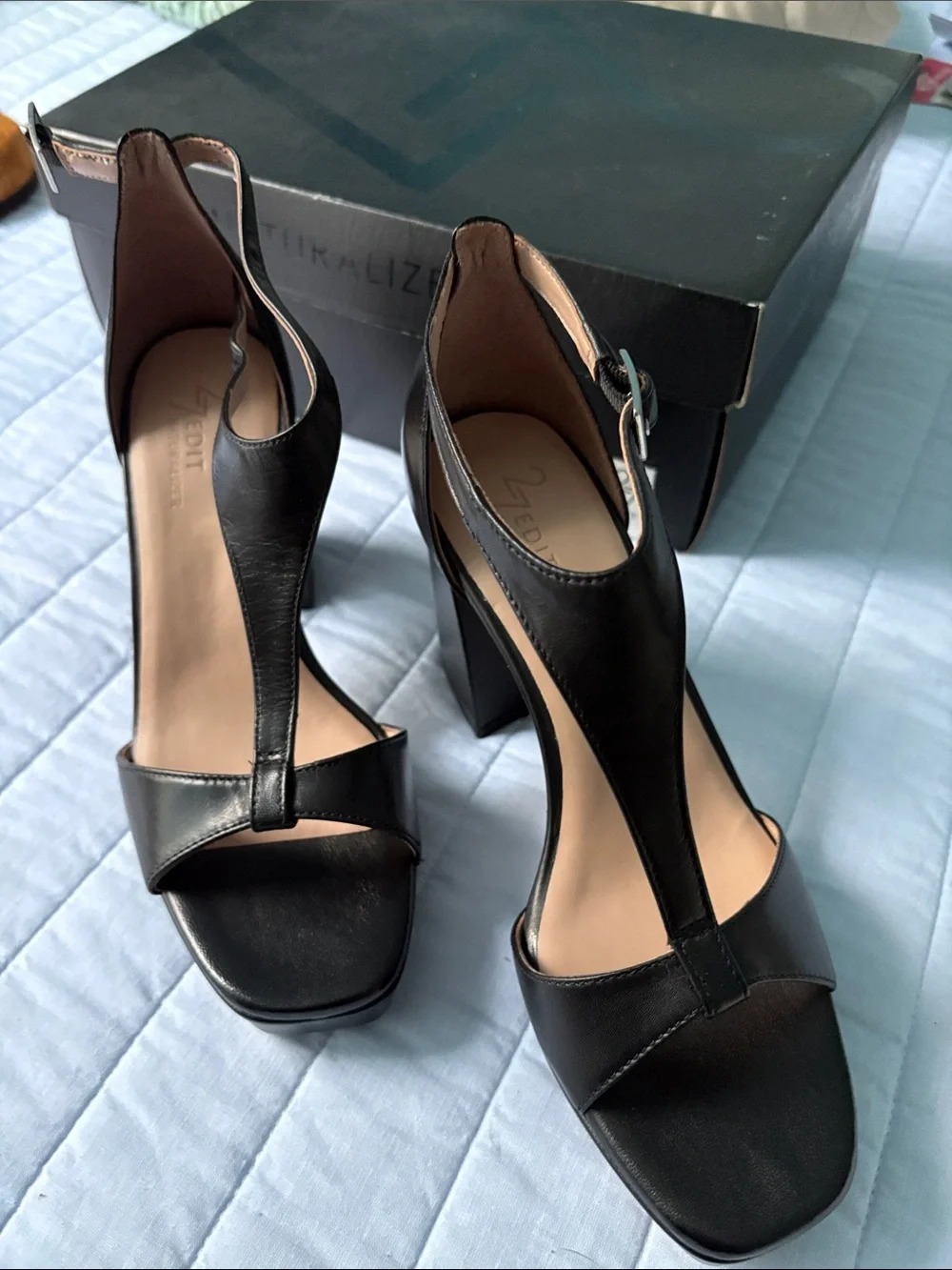 Naturalizer Black Leather Platform Sandals with Chunky Heel, 6.5
